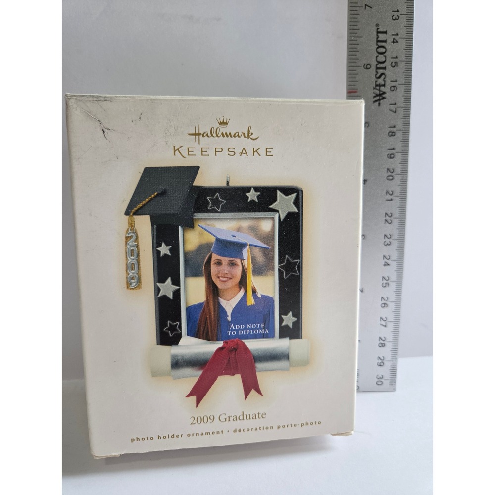 Hallmark Keepsake 2009 Graduate Photo Holder Ornament Graduation Cap Diploma